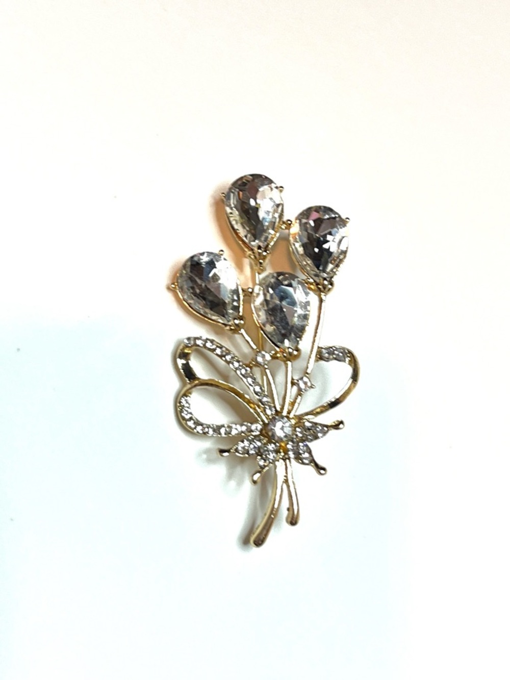 Floral Bow Brooch NIP, multi faceted crystals and rhinestones on gold tone base